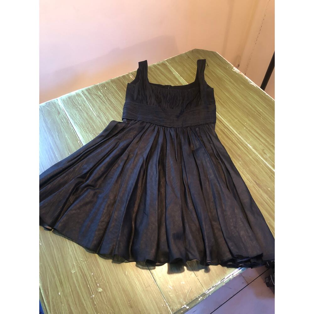 Amelia Toro EUC Women's Fit and Flare Textured Cotton Cocktail Dress - Size 4